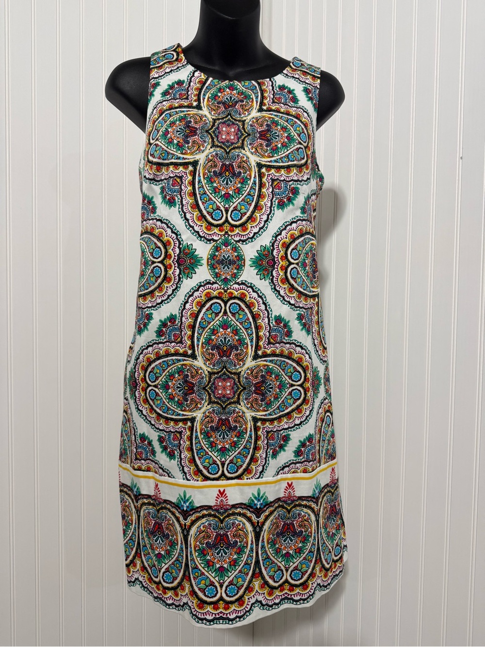 London Times Multicolor Medallion Print Sleeveless Shift Dress